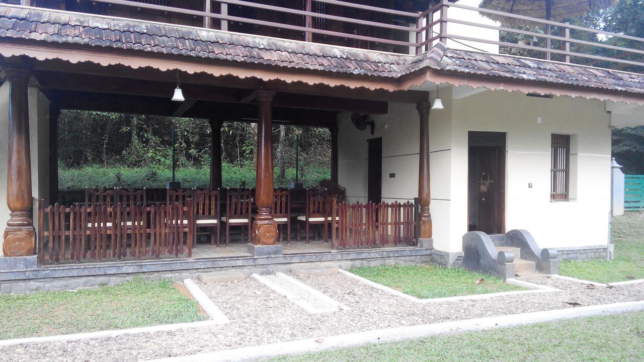 7Th Heaven Resorts Kochi Exterior photo